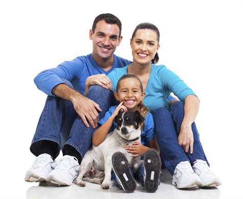 Familia con perro