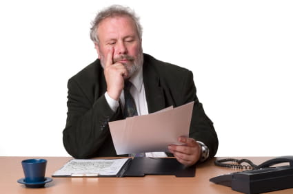 empresario con documentos